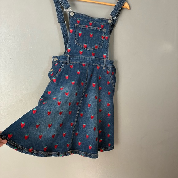 HELL BUNNY Strawberry Denim Pinafore Dress Pinup Novelty Embroidered Size M - Picture 4 of 11
